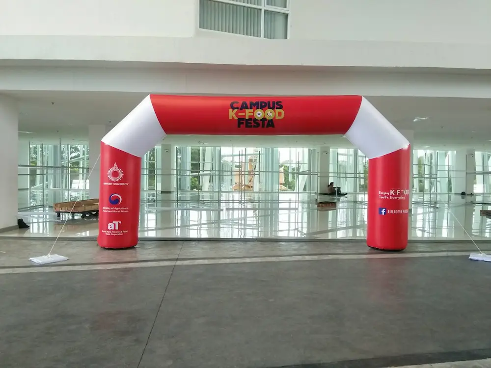 ซุ้มสี่เหลี่ยมพองลมงานเทศกาลอาหารในอาคาร